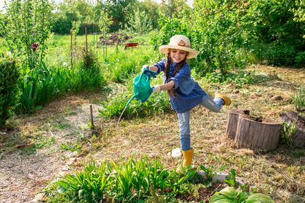 Top five tips to get kids gardening